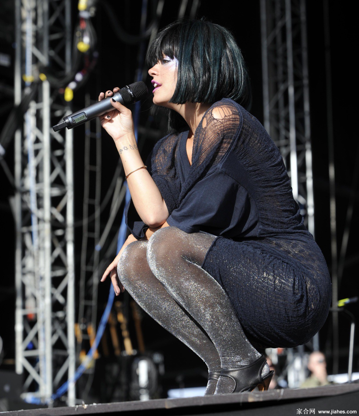 [CELEBRITY HOSIERY]Lily Allen in nylon stockings,pantyhose,tights 10[10]