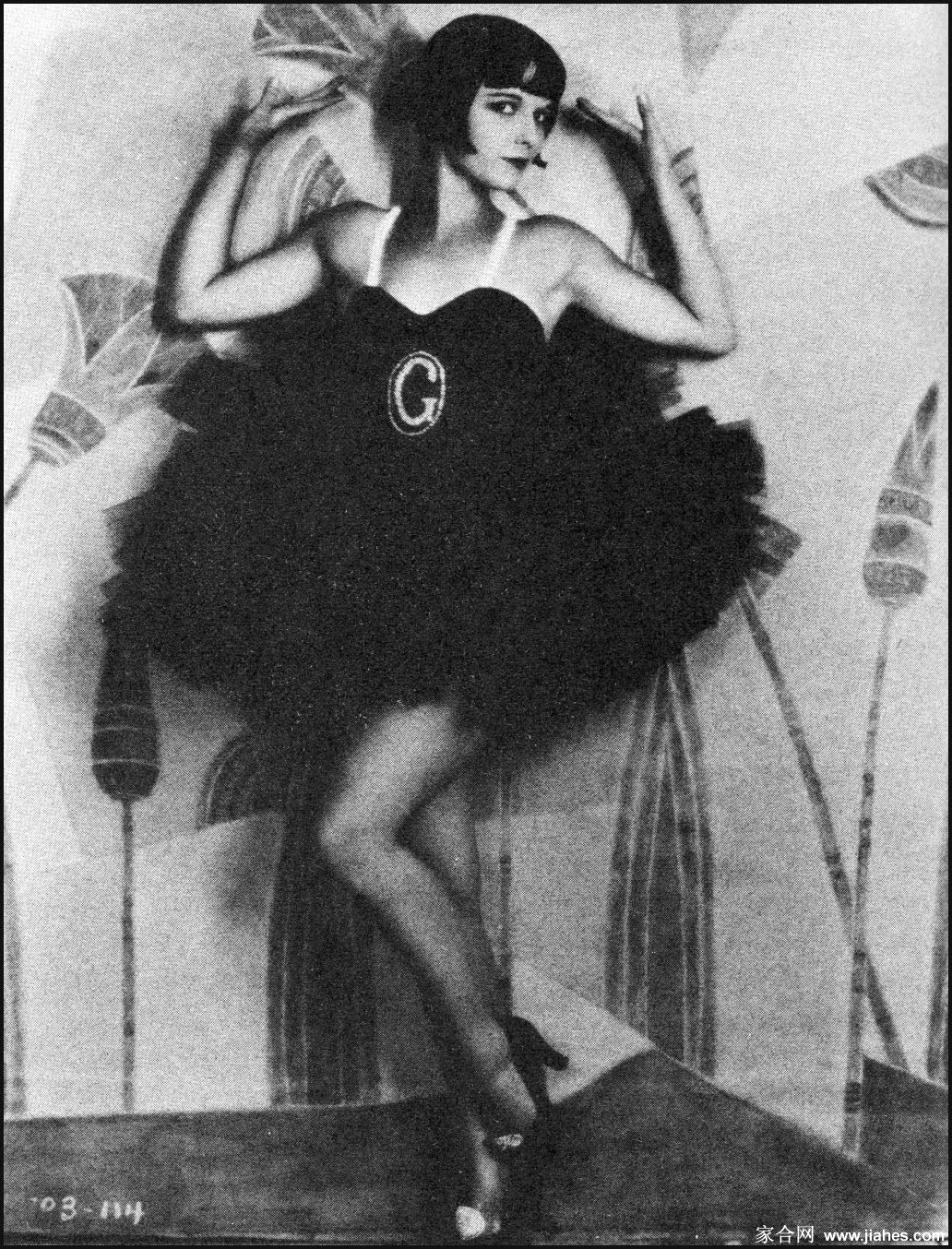 [CELEBRITY HOSIERY]Louise Brooks in nylon stockings,pantyhose,tights[2]