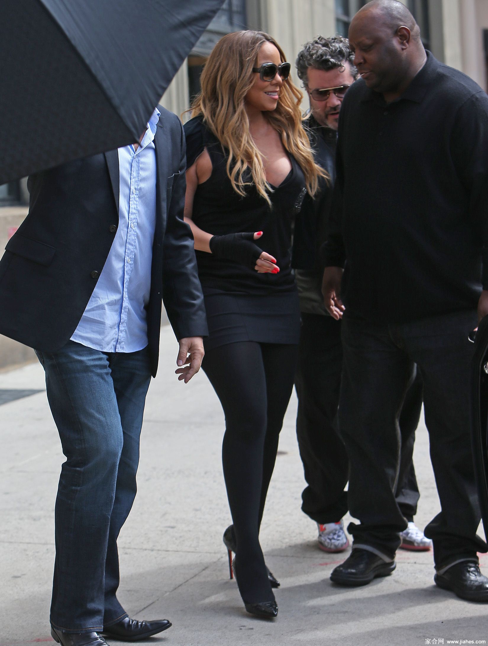 [CELEBRITY HOSIERY]Mariah Carey in nylon stockings,pantyhose,tights 2[5]