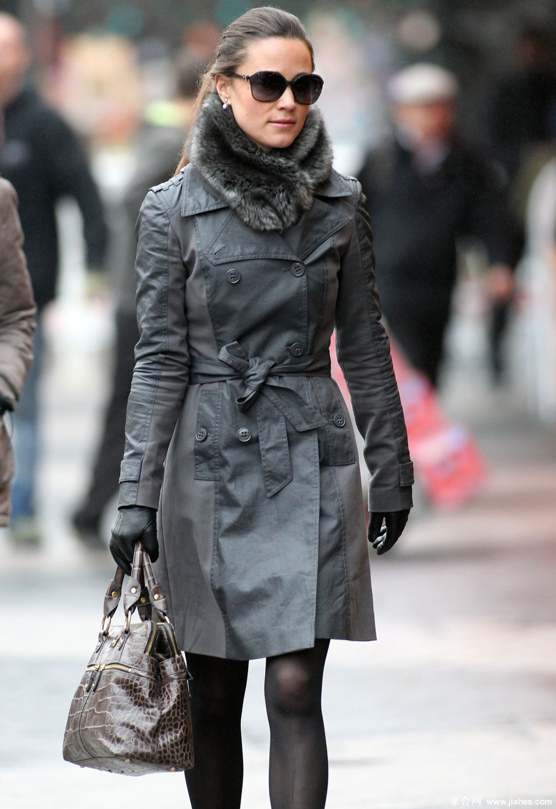 [CELEBRITY NYLON]Pippa Middleton in nylon stockings,pantyhose,tights 10[3]