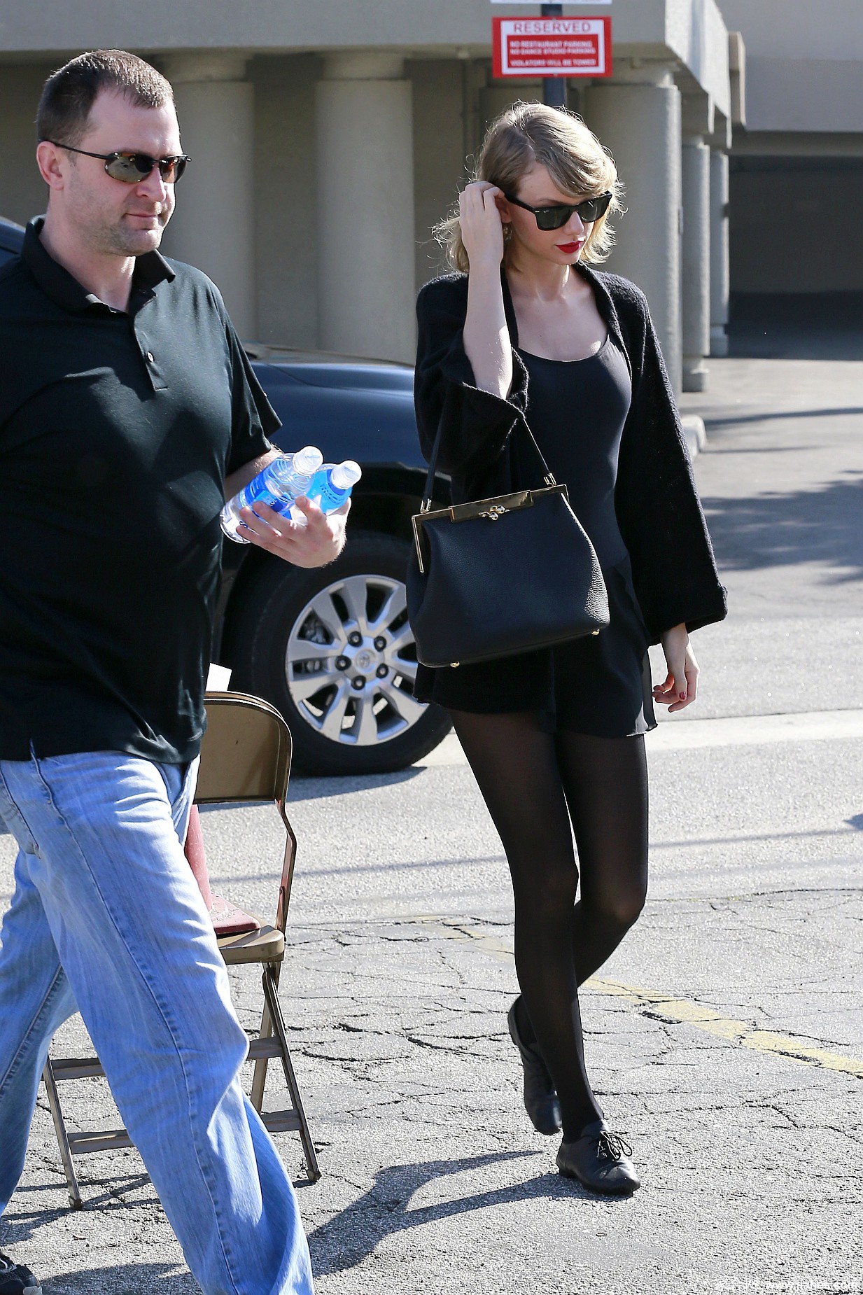 [CELEBRITY HOSIERY]Taylor Swift in nylon stockings,pantyhose,tights 18[2]