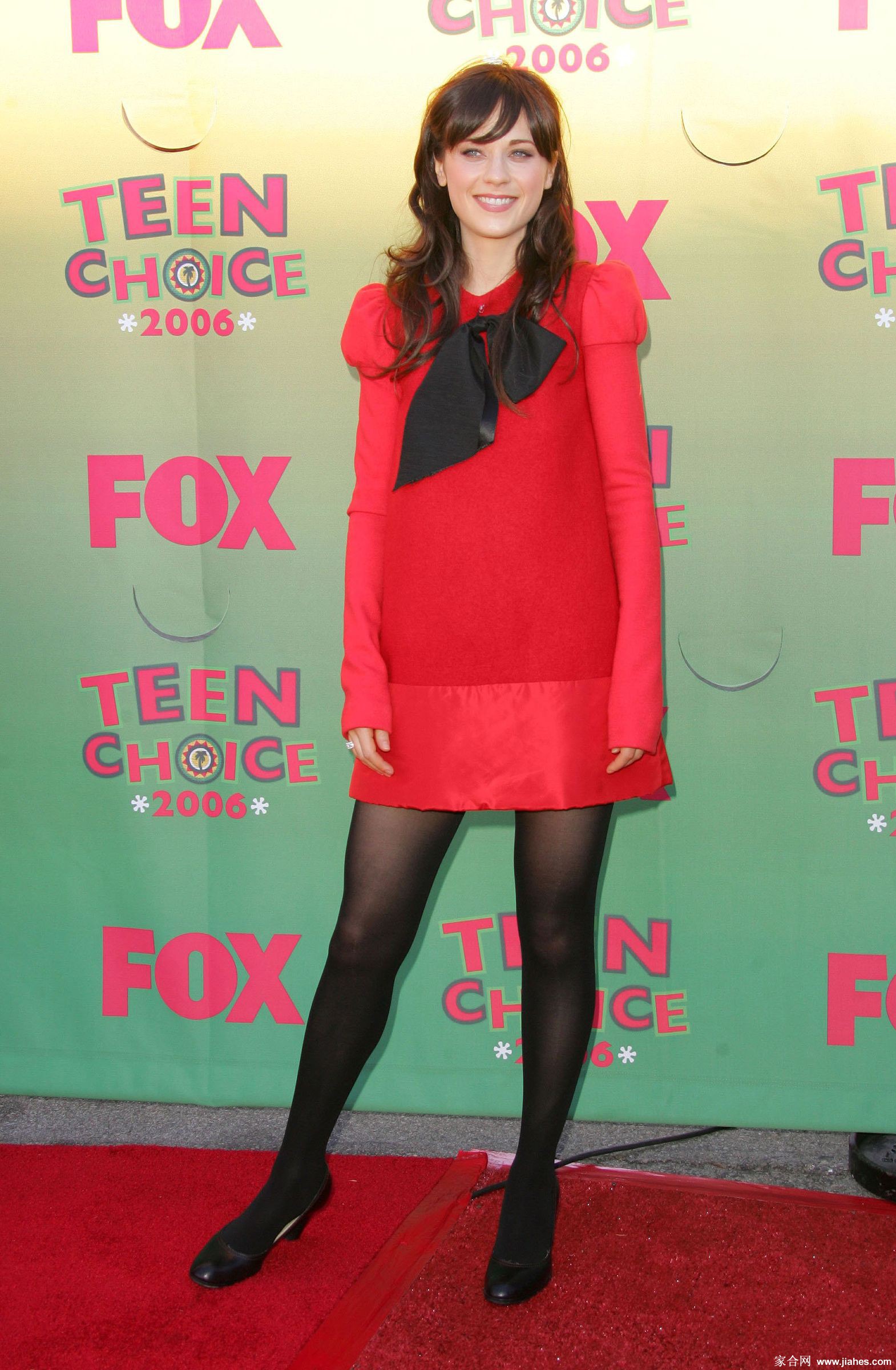 [CELEBRITY HOSIERY]Zooey Deschanel in nylon stockings,pantyhose,tights[10]