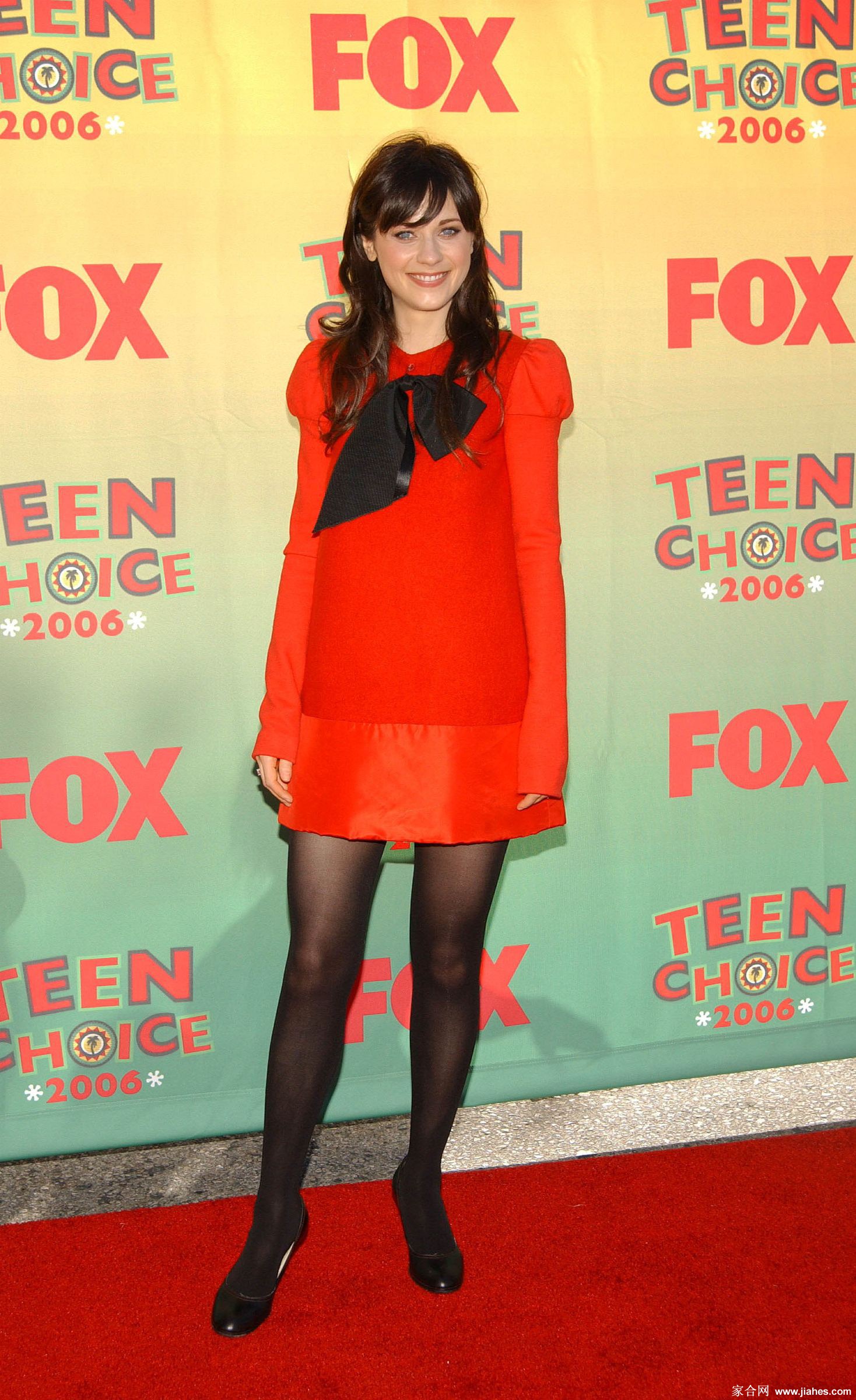 [CELEBRITY PANTYHOSE]Zooey Deschanel in nylon stockings,pantyhose,tights 5[3]