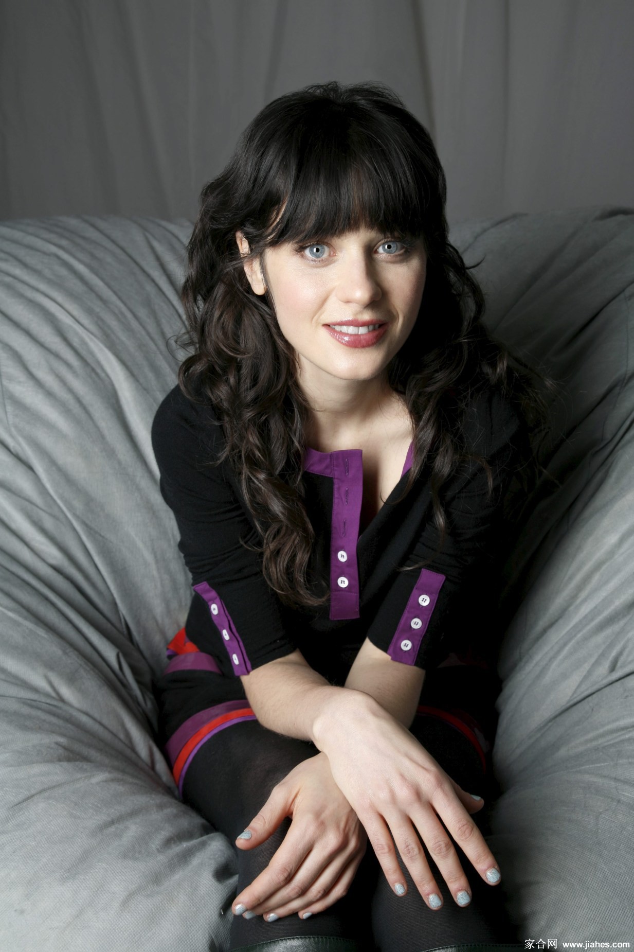 [CELEBRITY PANTYHOSE]Zooey Deschanel in nylon stockings,pantyhose,tights 5[9]