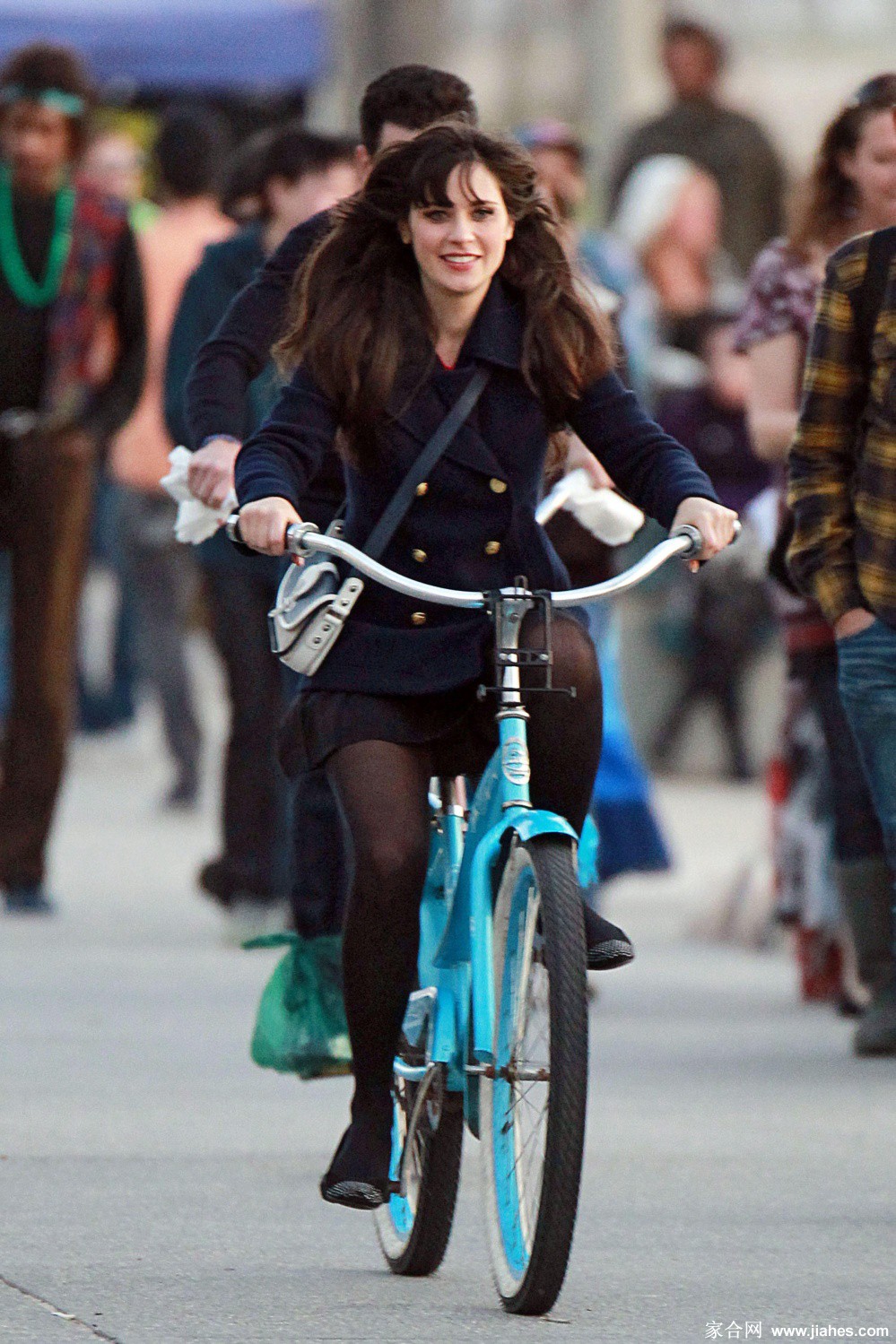 [CELEBRITY NYLON]Zooey Deschanel in nylon stockings,pantyhose,tights 25[6]