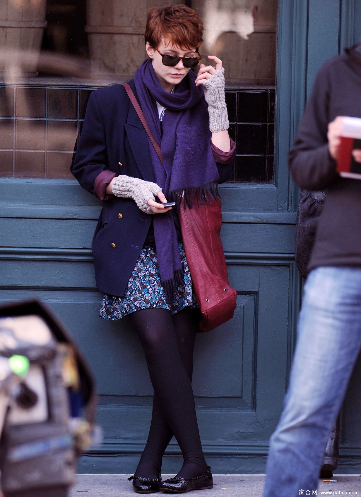 [CELEBRITY PANTYHOSE]Carey Mulligan in nylon stockings,pantyhose,tights[2]