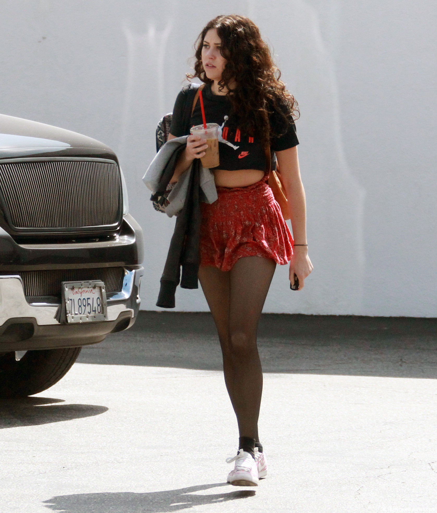 [CELEBRITY PANTYHOSE]Eliza Doolittle in nylon stockings,pantyhose,tights 2[3]