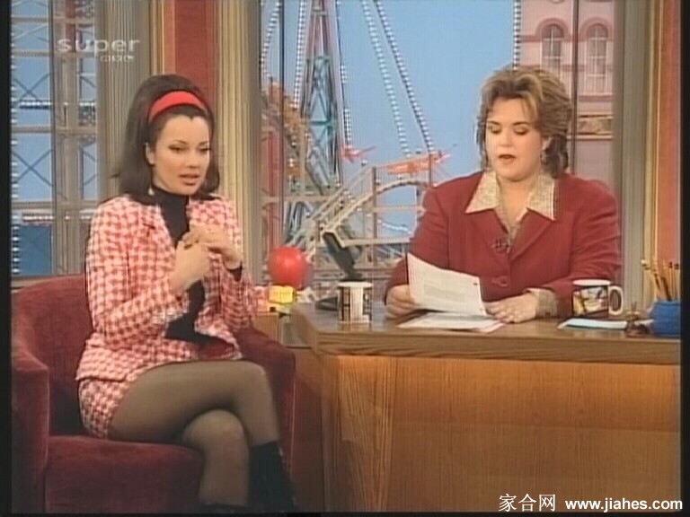 [CELEBRITY NYLON]Fran Drescher in nylon stockings,pantyhose,tights 3[5]