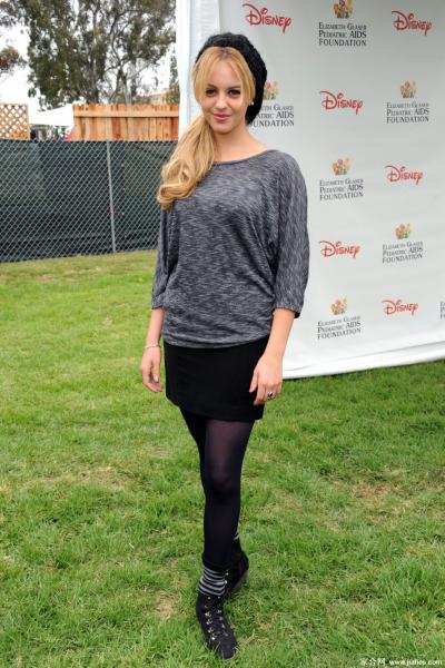 [CELEBRITY HOSIERY]Gage Golightly in nylon stockings,pantyhose,tights