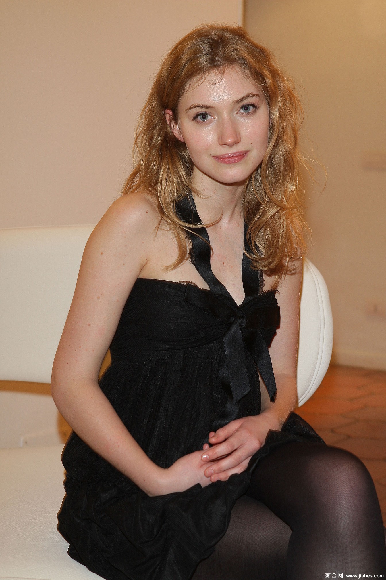 [CELEBRITY NYLON]Imogen Poots in nylon stockings,pantyhose,tights[6]