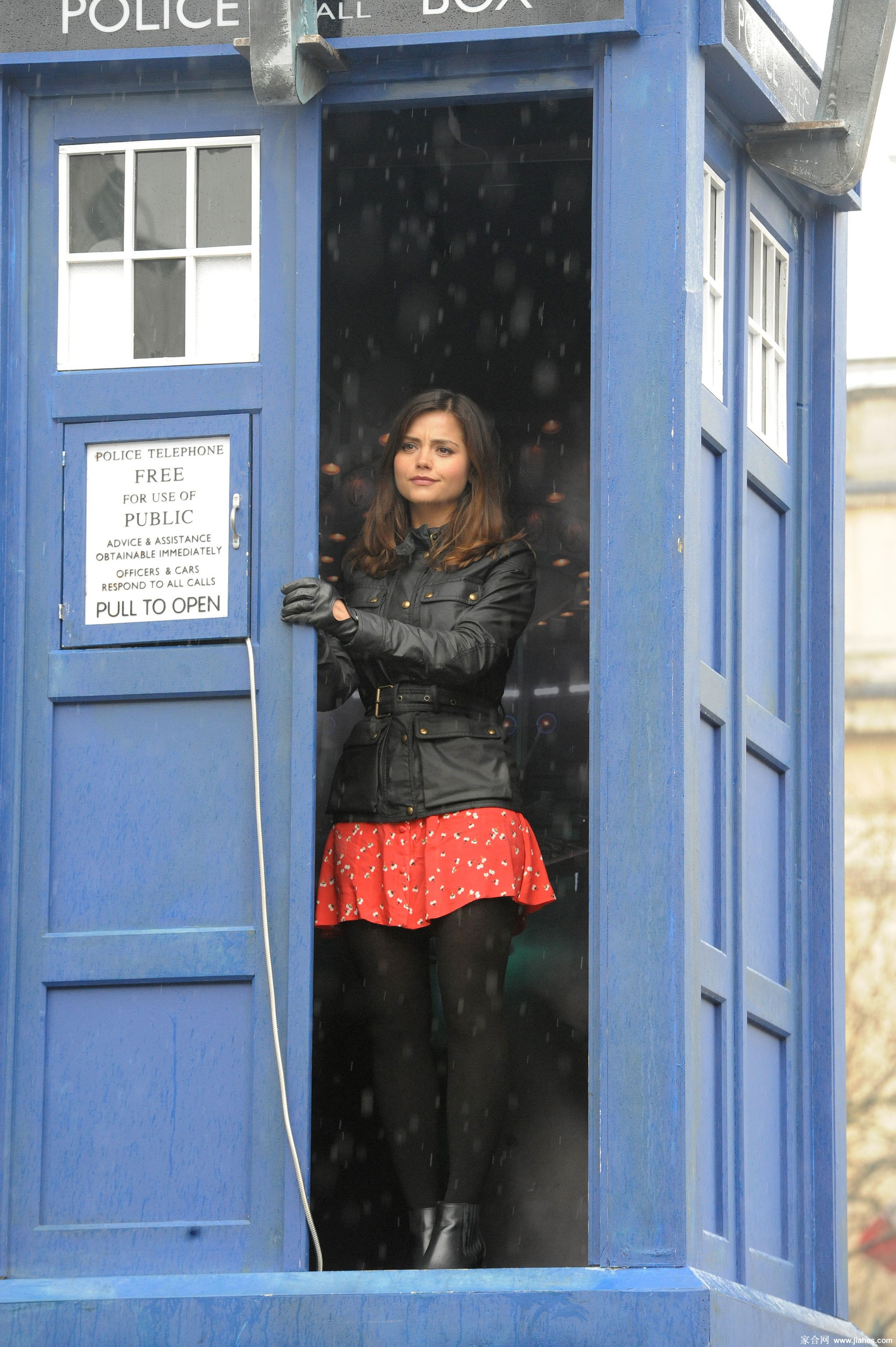 [CELEBRITY NYLON]Jenna-Louise Coleman in nylon stockings,pantyhose,tights[3]