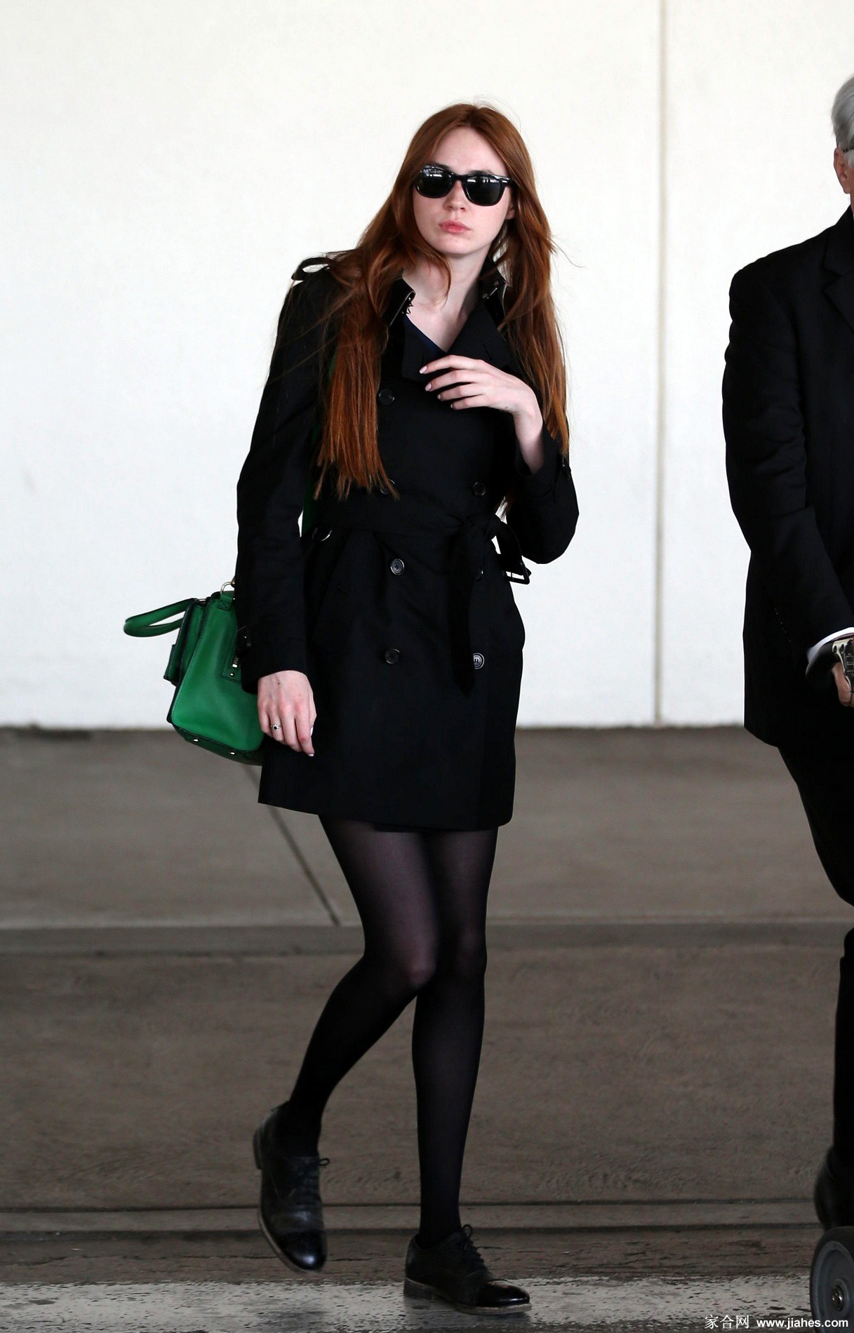 [CELEBRITY NYLON]Karen Gillan in nylon stockings,pantyhose,tights[7]