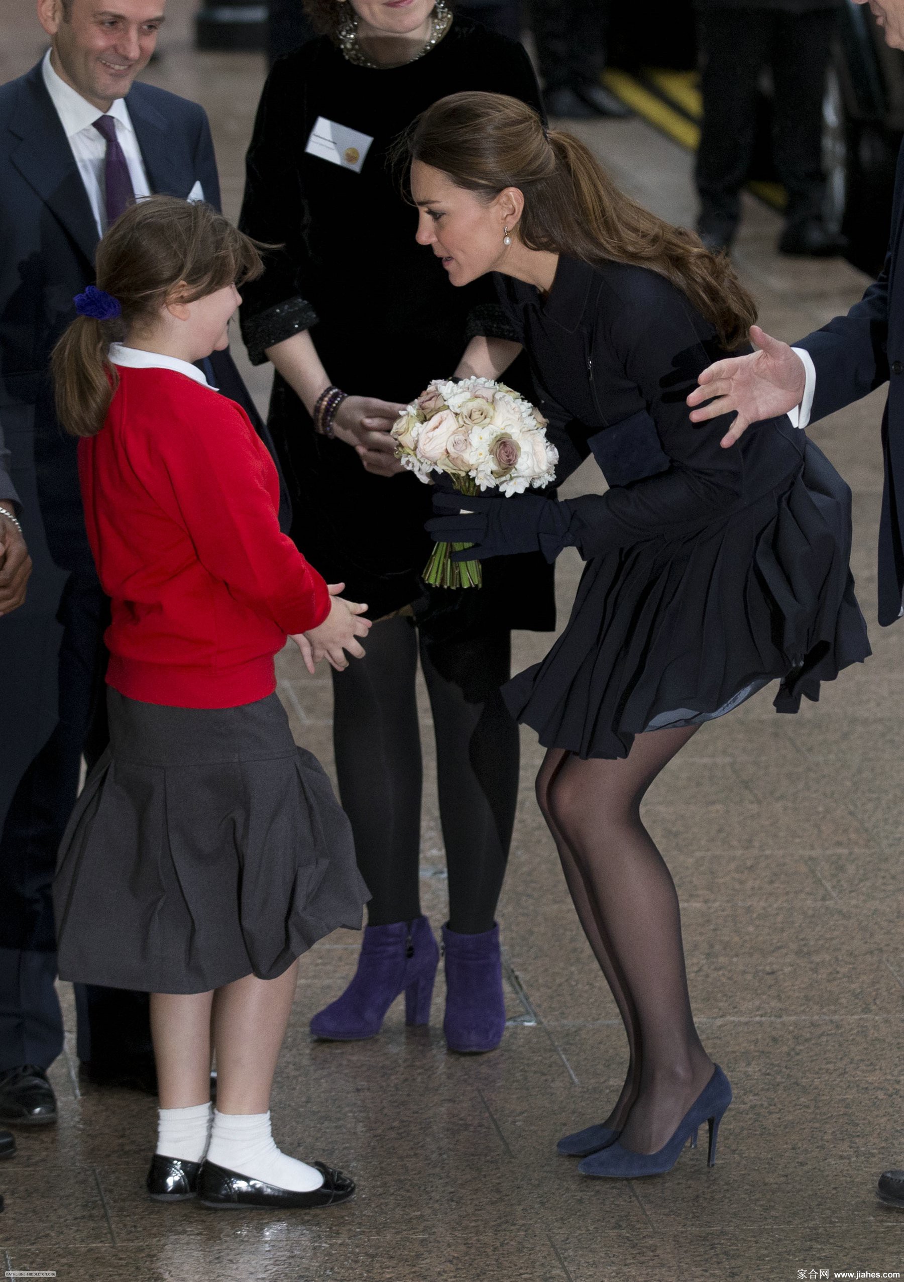 [CELEBRITY NYLON]Kate Middleton in nylon stockings,pantyhose,tights 6[4]