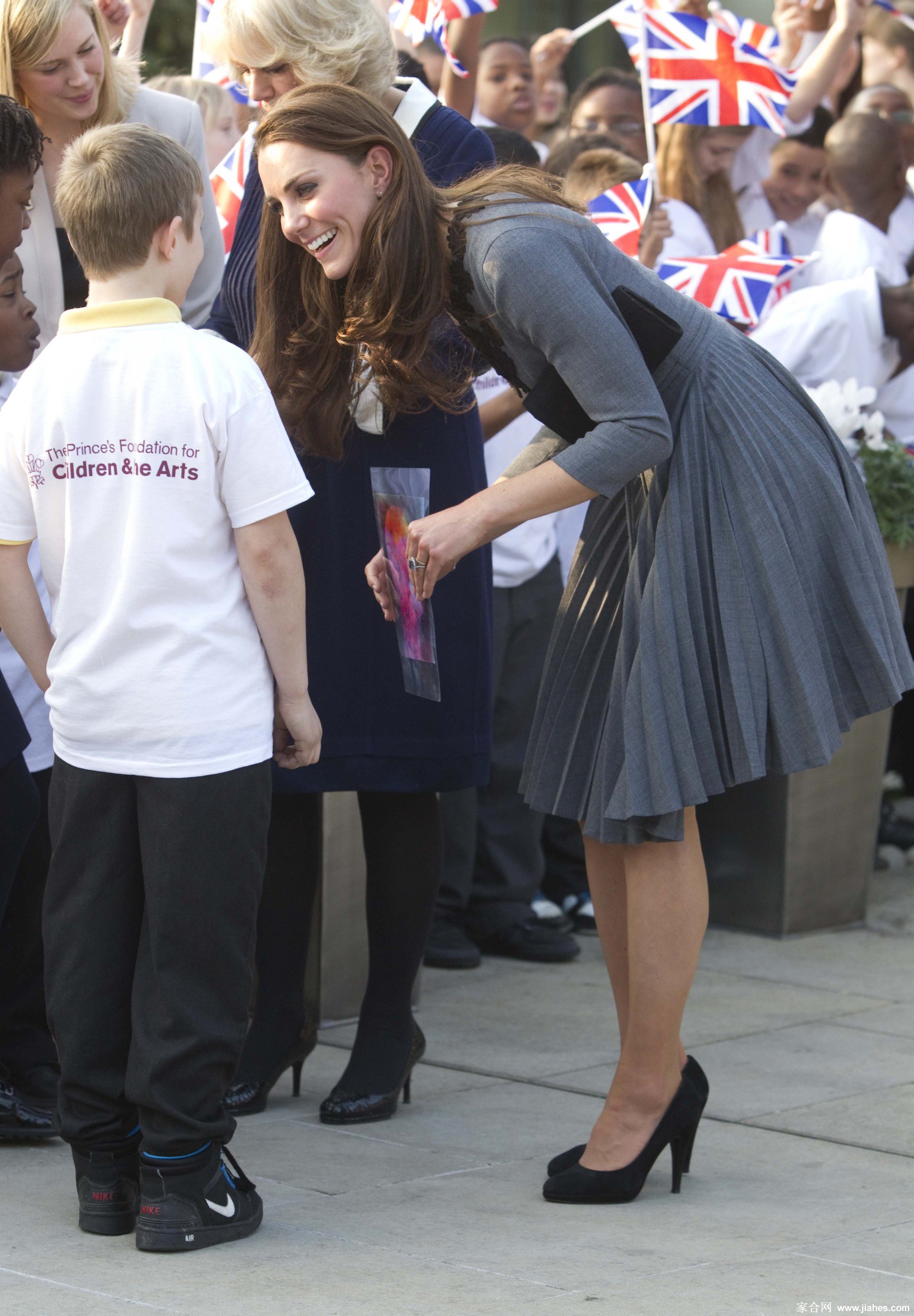 [CELEBRITY NYLON]Kate Middleton in nylon stockings,pantyhose,tights 11[7]