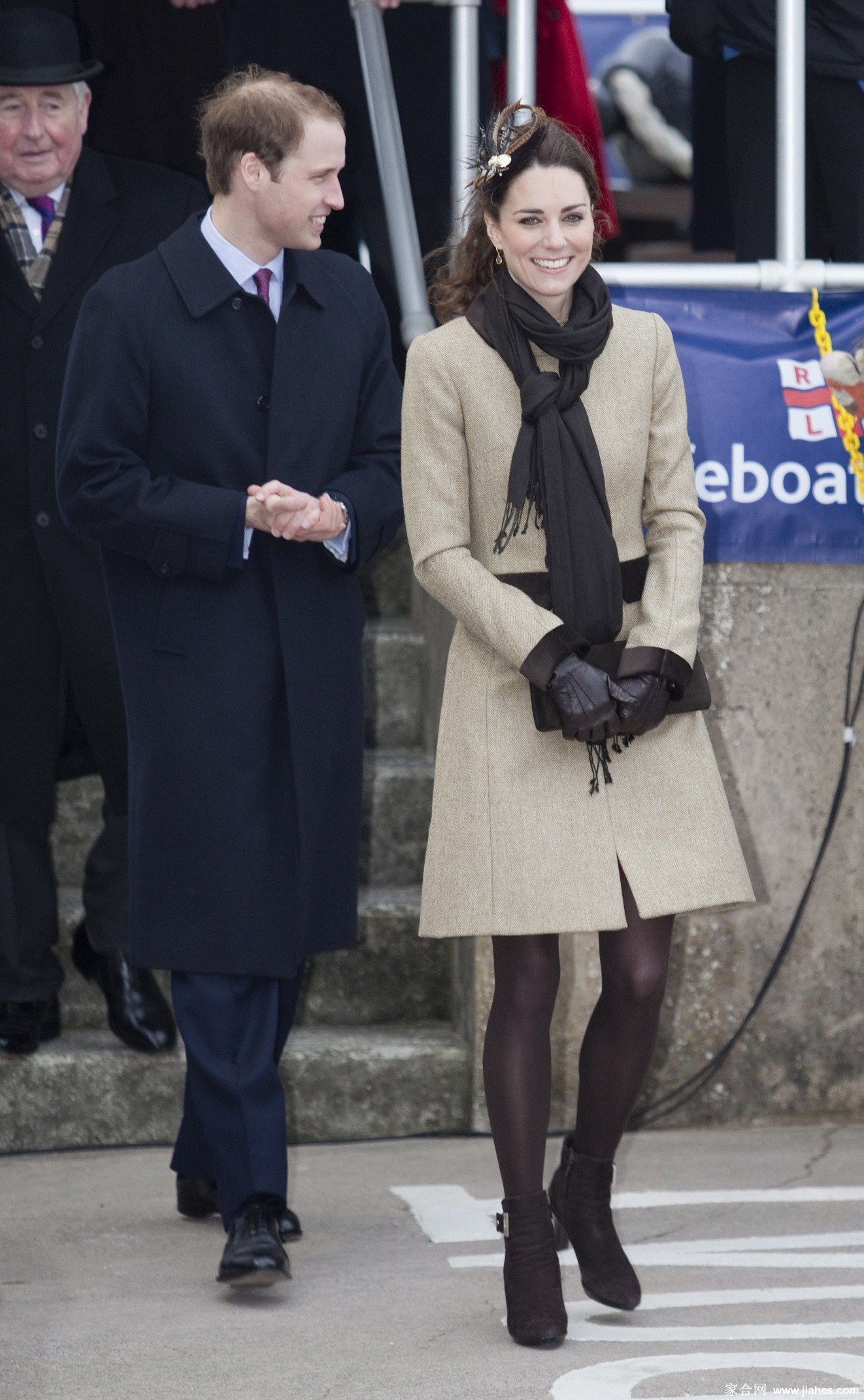 [CELEBRITY HOSIERY]Kate Middleton in nylon stockings,pantyhose,tights 13[6]