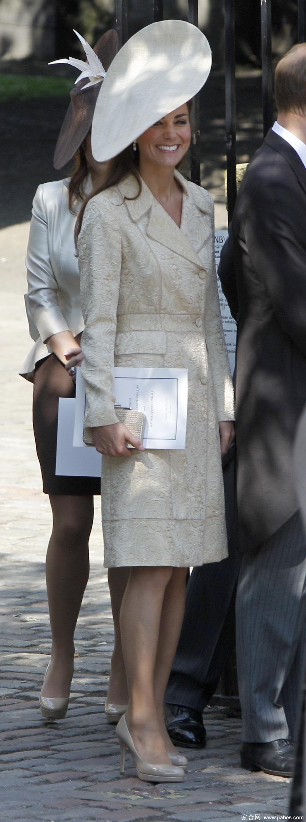 [CELEBRITY NYLON]Kate Middleton in nylon stockings,pantyhose,tights 15[8]