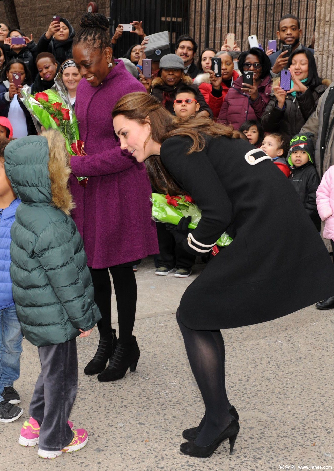 [CELEBRITY HOSIERY]Kate Middleton in nylon stockings,pantyhose,tights 16[8]