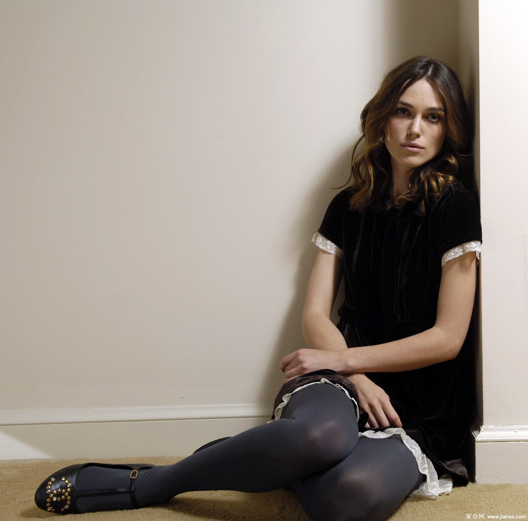 [CELEBRITY HOSIERY]Keira Knightley in nylon stockings,pantyhose,tights[2]