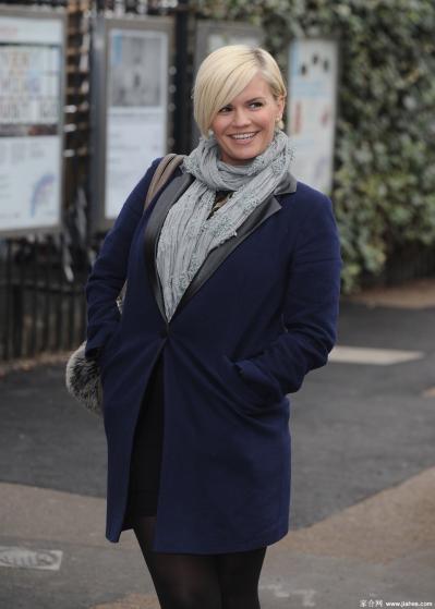 [CELEBRITY PANTYHOSE]Kerry Katona in nylon stockings,pantyhose,tights