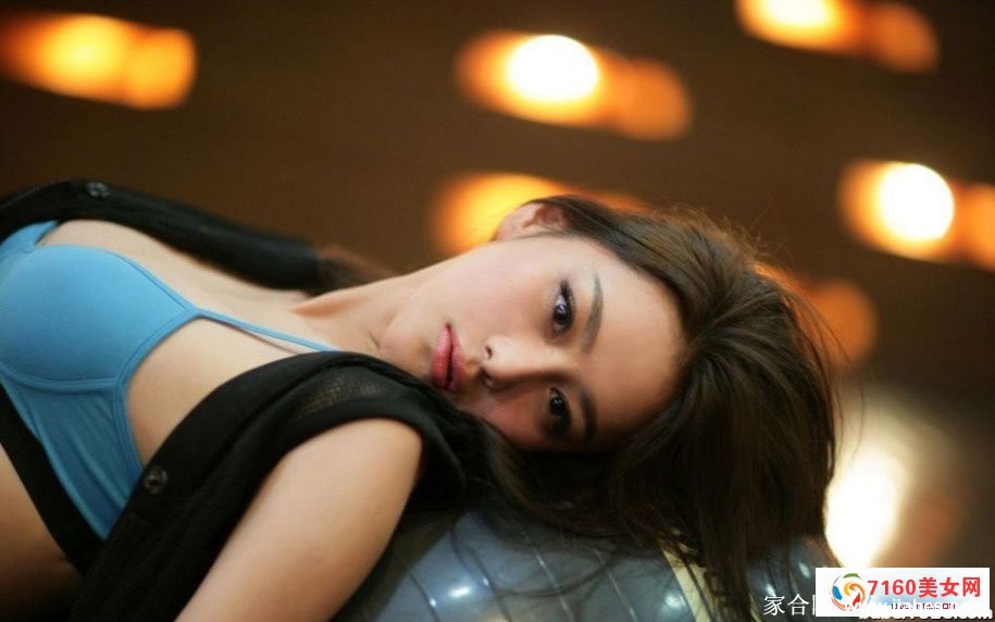 张馨予泳池嬉戏,传递[6]