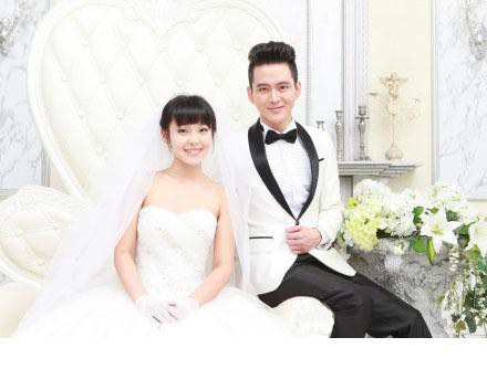 张佳宁与帅哥幸福相依浪漫婚纱照[4]