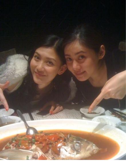 李彩桦被爆疑整容 生活素颜照惊人对比[10]