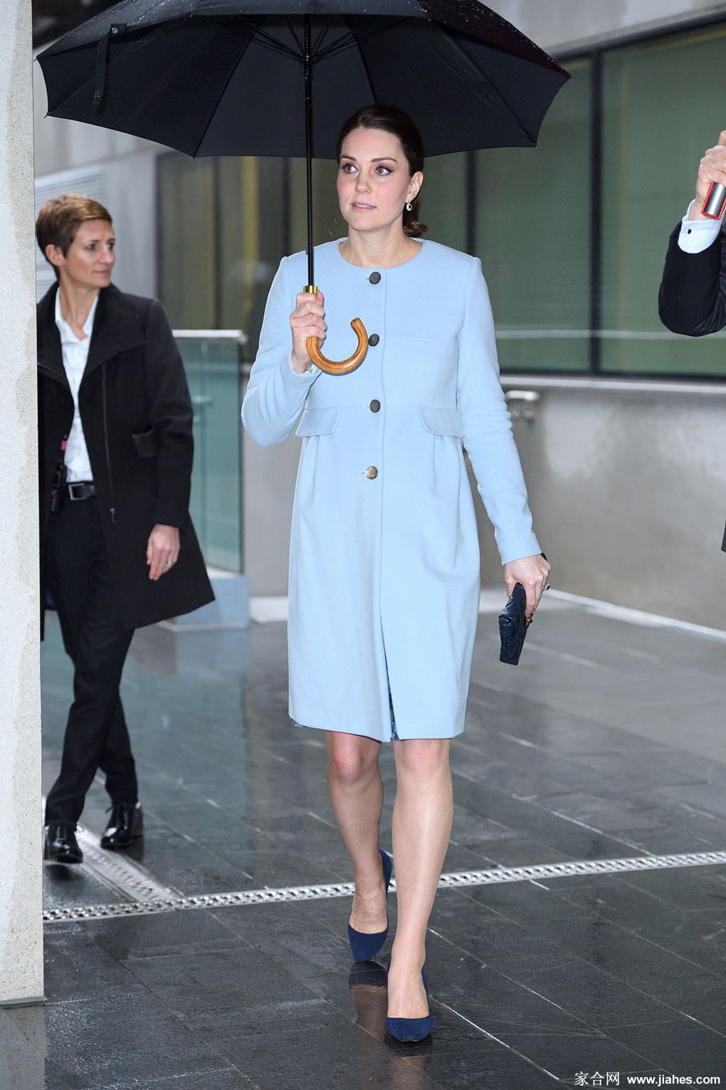 凯特・米德尔顿王妃(Kate Middleton)生活照,裸腿,高跟(highheels),长腿,黑丝(pantyhose stocking),性感照,性感短裙(upskirt)[10]