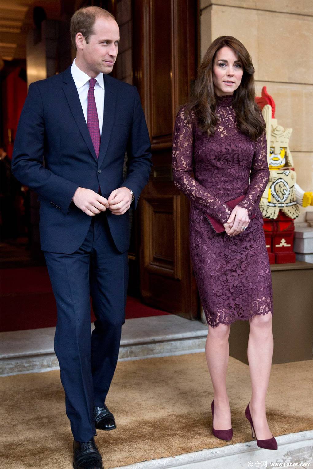 凯特・米德尔顿王妃(Kate Middleton)美腿(sexyleg),肉丝,大长腿,现场照,白丝袜(white stocking),牛仔裤,性感照[13]