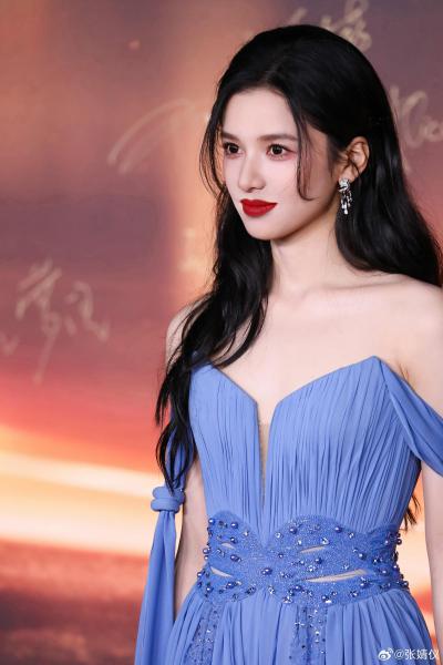 藏海传女主张婧仪浓妆艳沫美丽惊艳