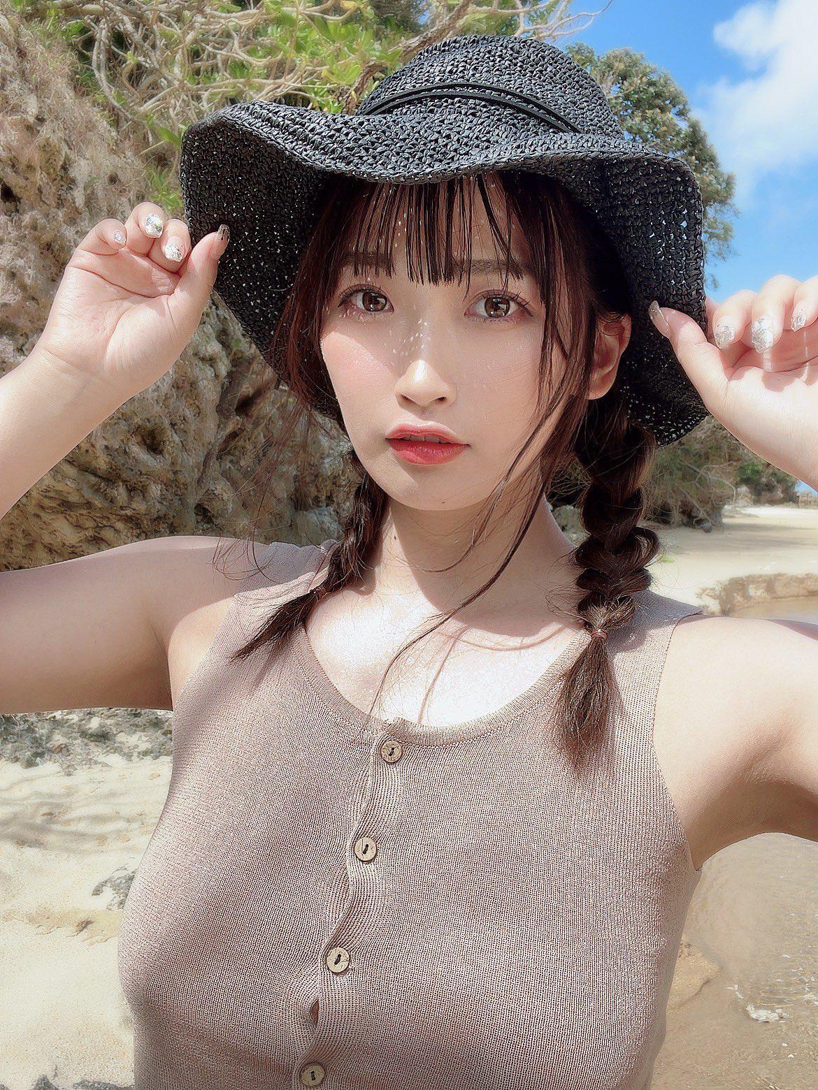 美园和花小猫咪美胸自拍写真照[3]