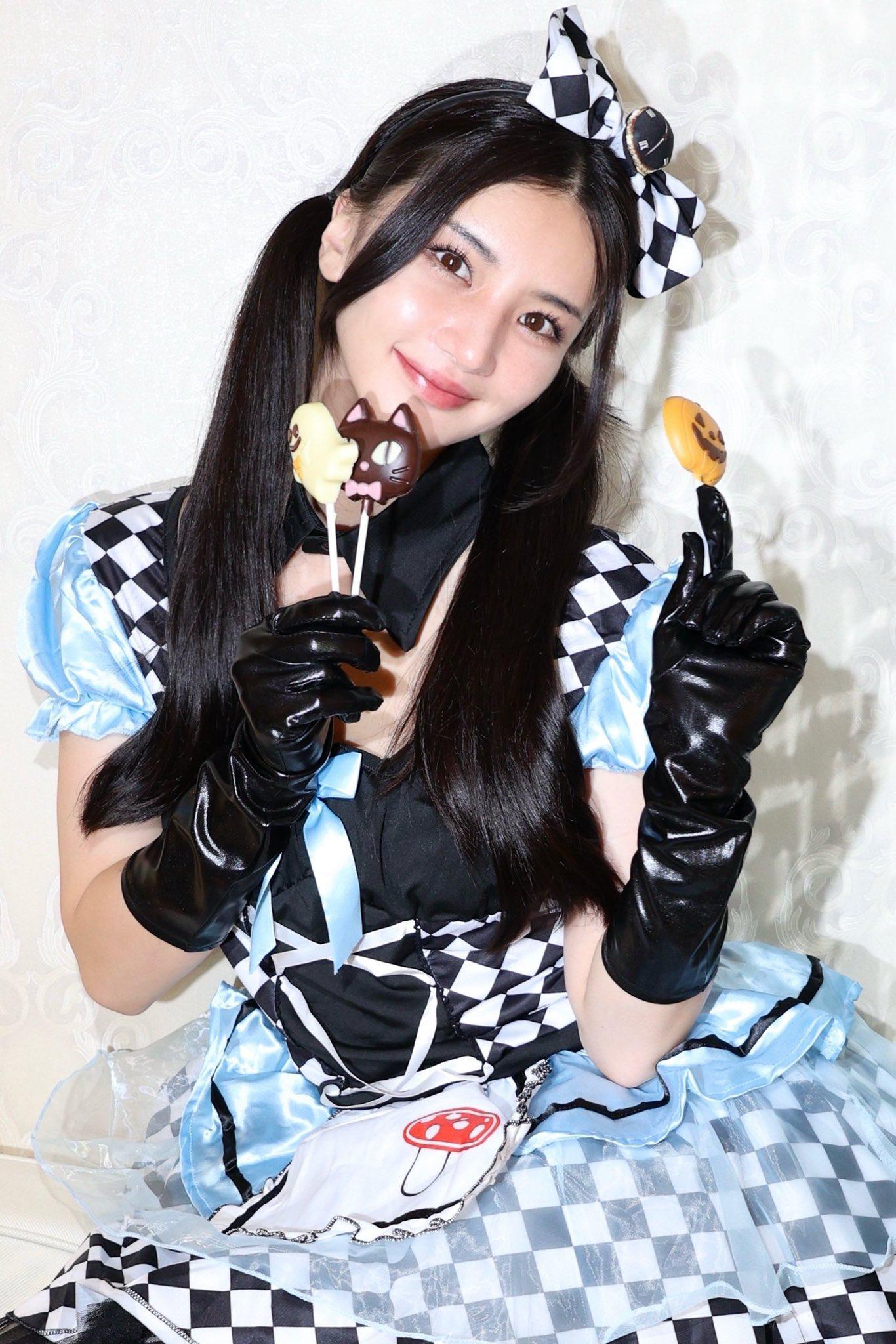 高桥圣子性感cosplay装锦集[12]