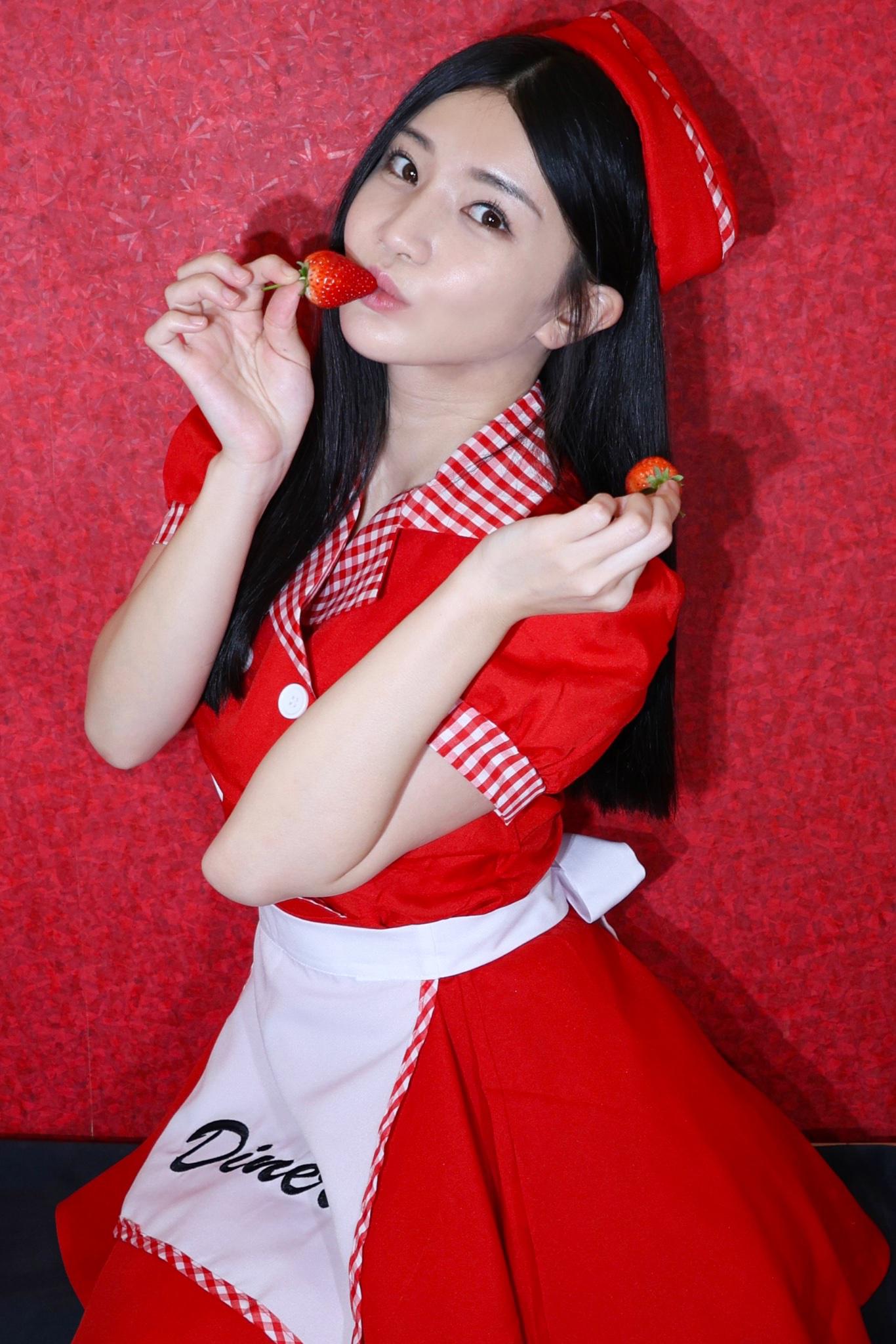 高桥圣子红色情趣内衣性感写真[5]