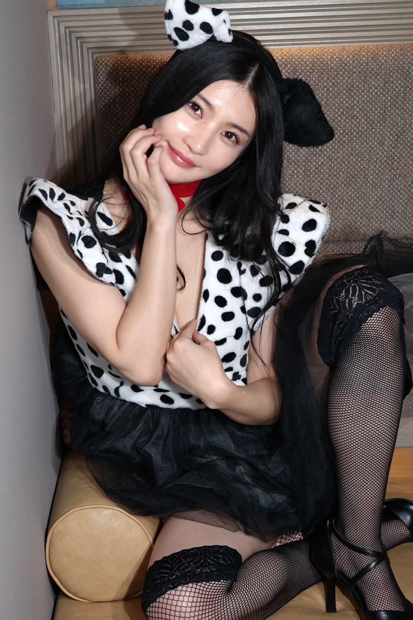 高桥圣子黑色透明内衣诱惑写真[2]