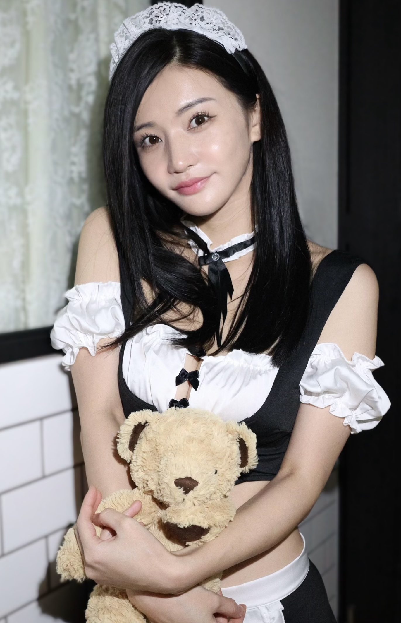 高桥圣子可爱女仆装自拍[10]