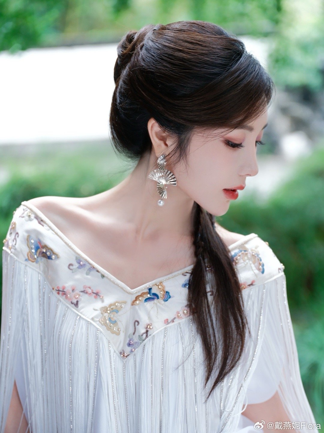 戴燕妮清纯古典味写真[3]