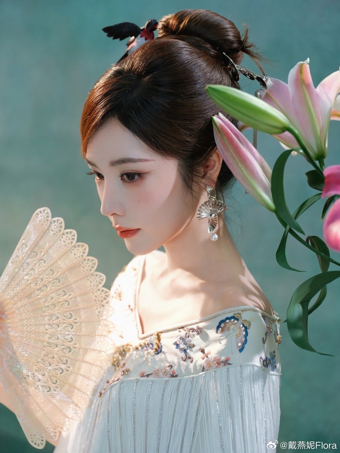 戴燕妮清纯古典味写真[4]
