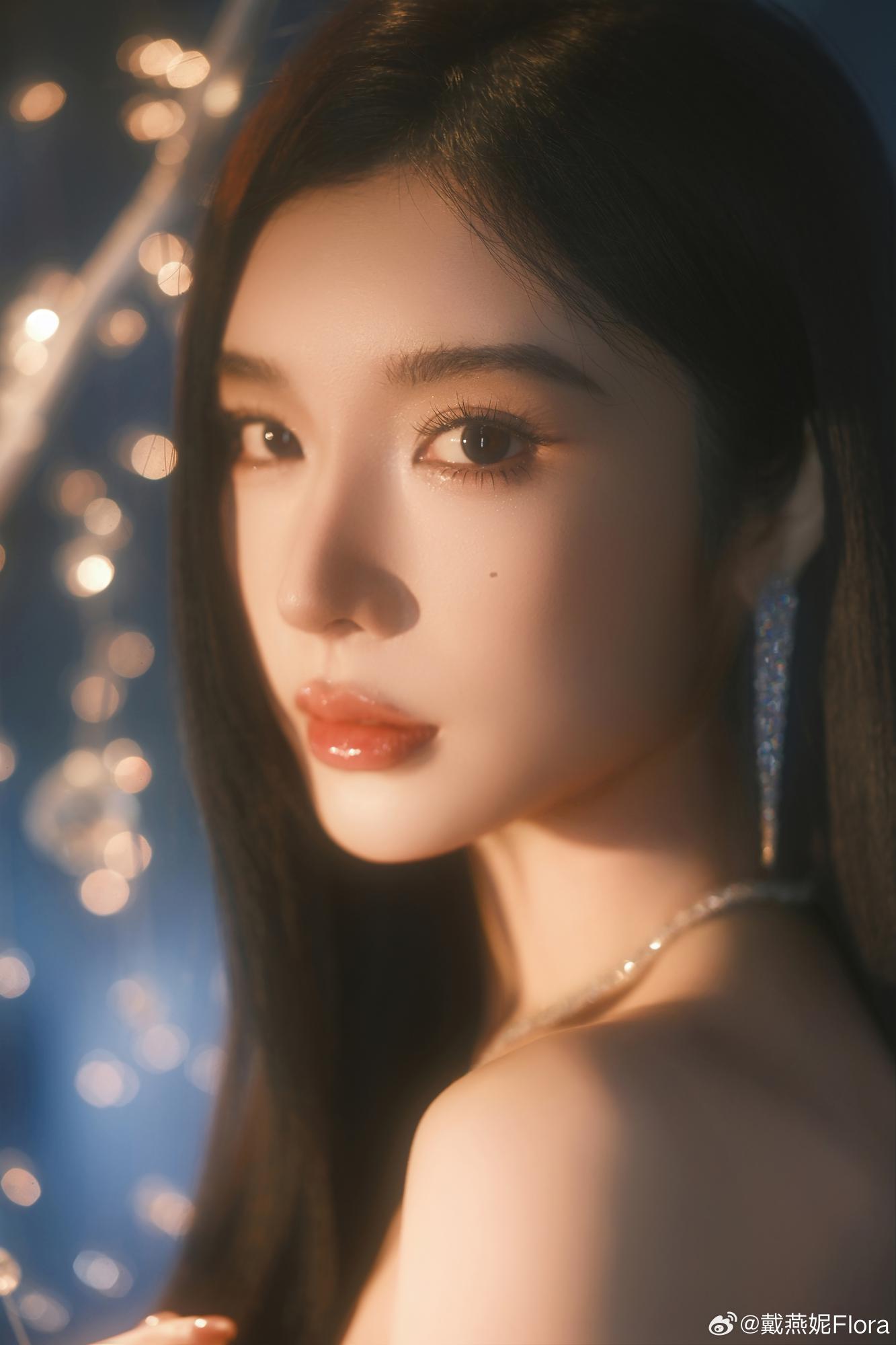 戴燕妮长裙美腿大气冷艳写真[4]