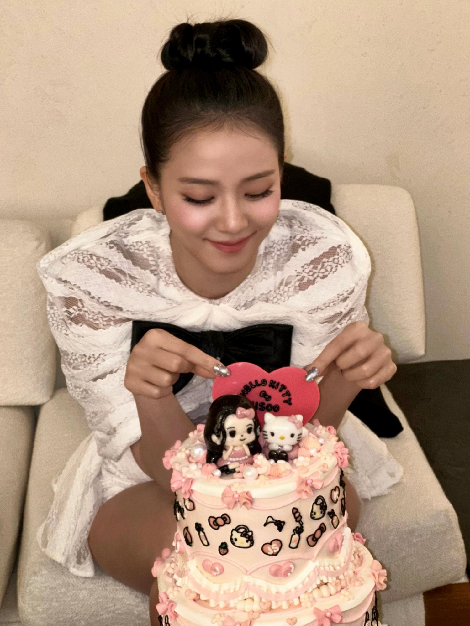 金智秀(Kim Jisoo)清纯可爱自拍[5]