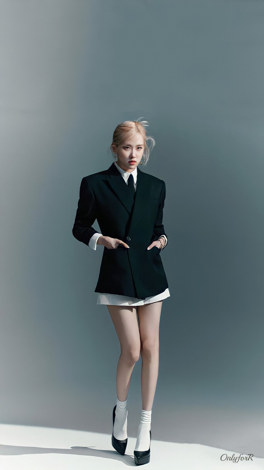 朴彩英OL职业装美腿写真[7]