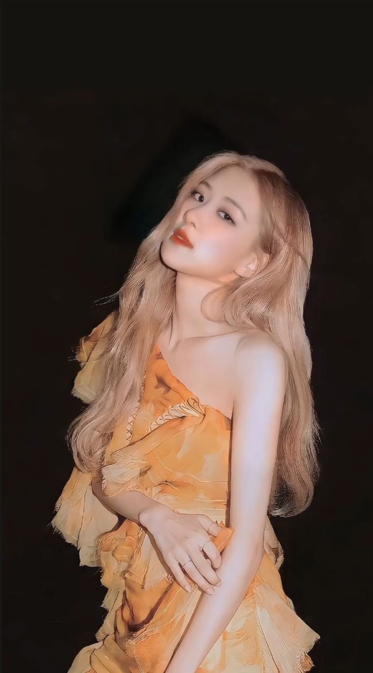 朴彩英各色艳丽服饰姿态优雅[10]