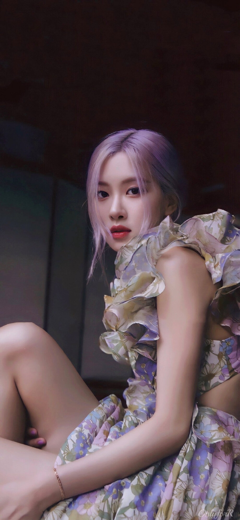 朴彩英身姿曼妙各色美腿写真[3]