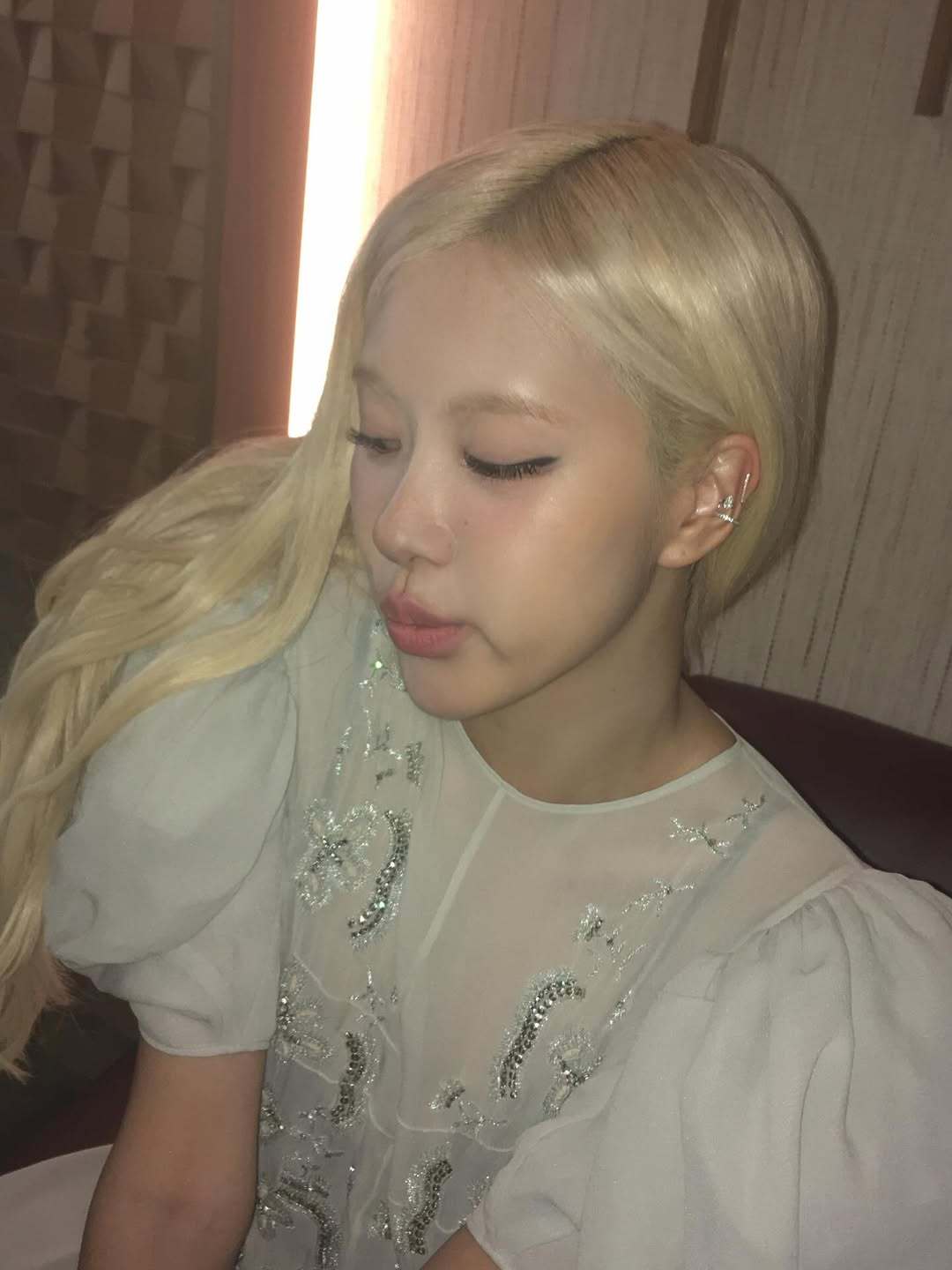 朴彩英黑丝大长腿素颜自拍[7]