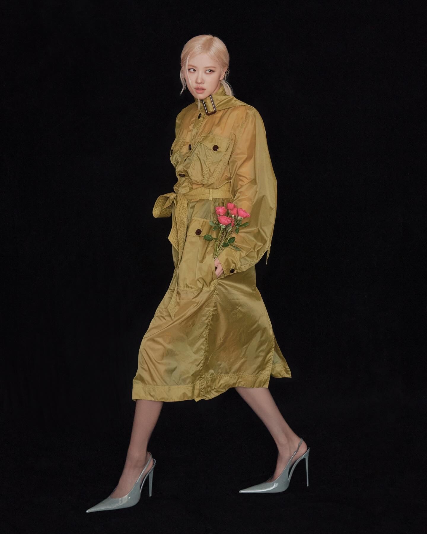 Rose朴彩英黑丝美腿高跟杂志封面锦集[7]