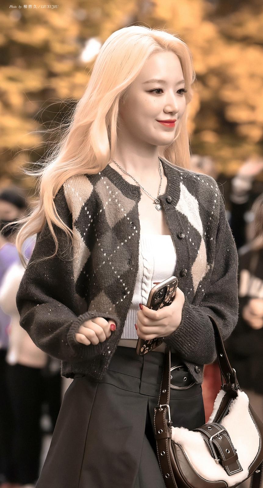 叶舒华街头饭拍[2]