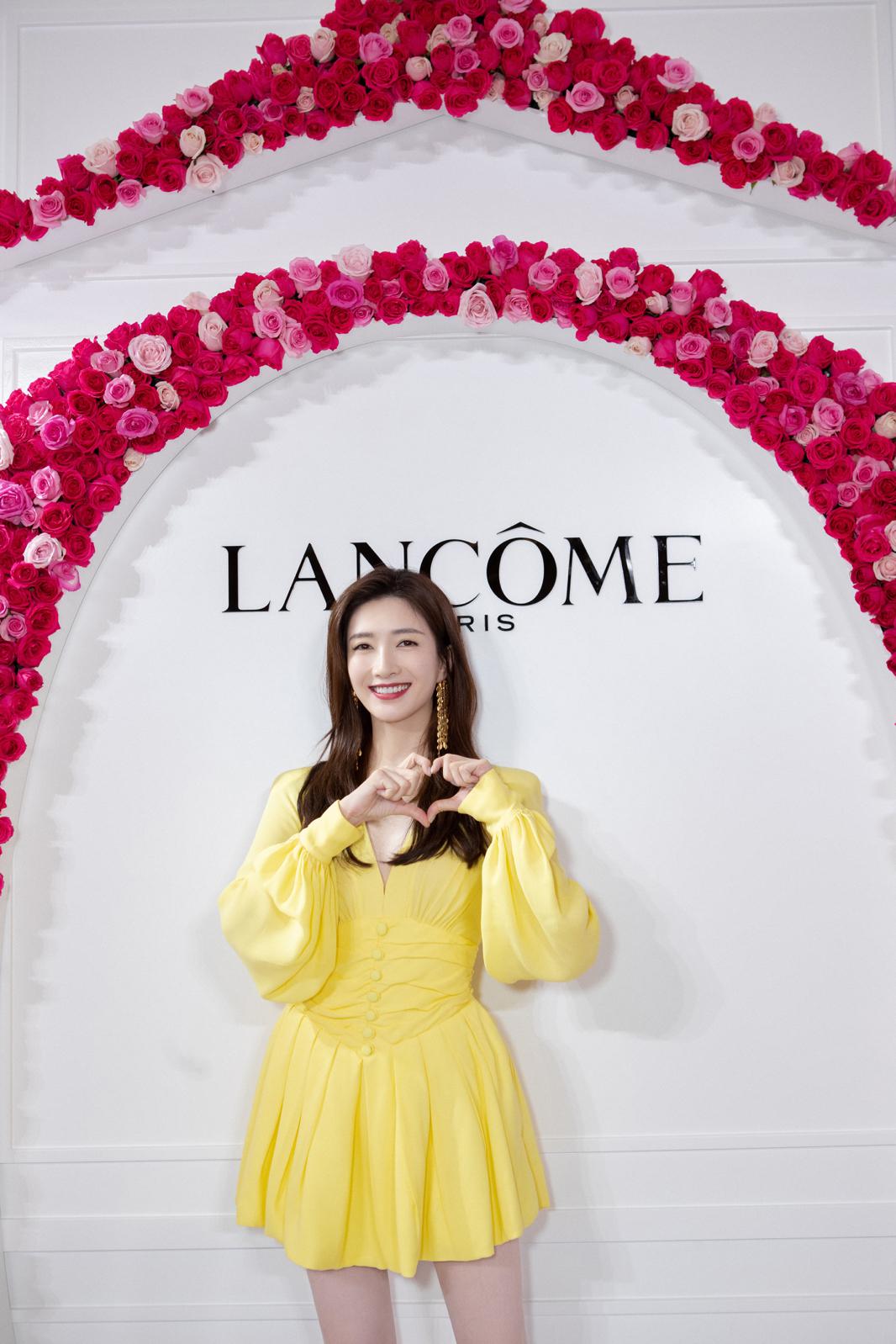 江疏影黄色连衣短裙美腿写真[5]