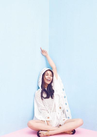 马思纯写真曝光 纯真甜美女神范十足