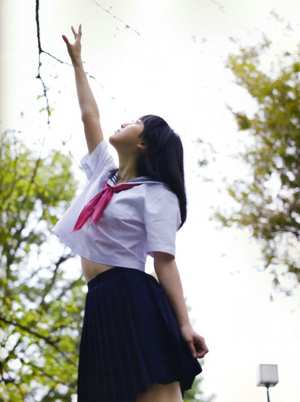 松井玲奈AKB48毕业制服写真[5]