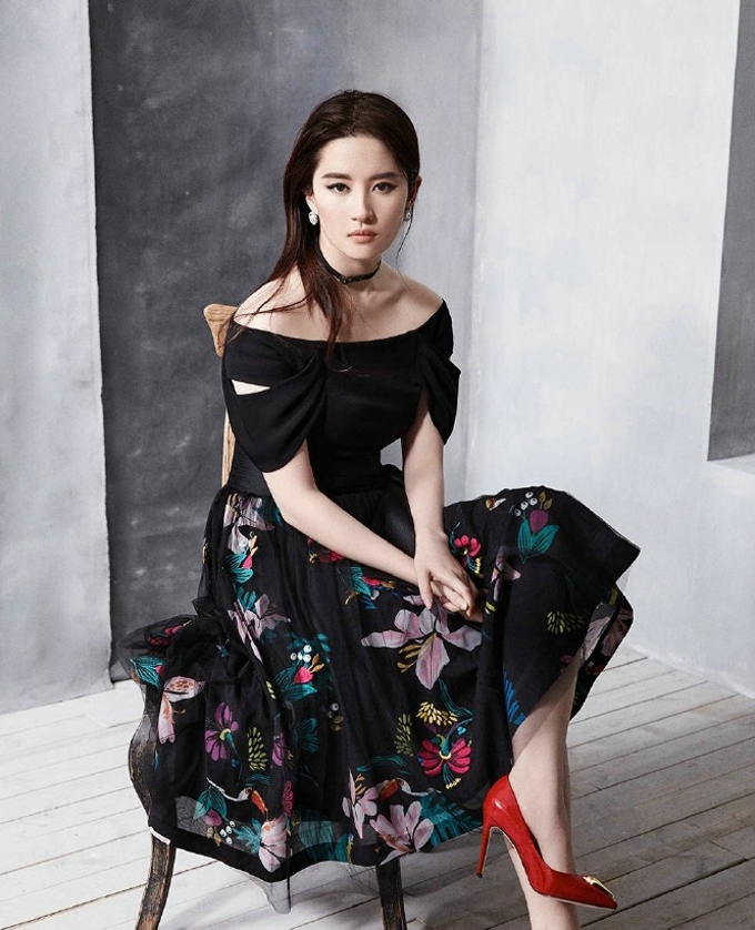 神仙姐姐刘亦菲时尚大片 每一种搭配都美的飞起[9]